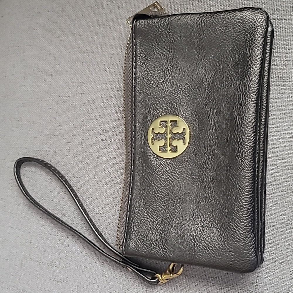 Tory Burch Wristlet